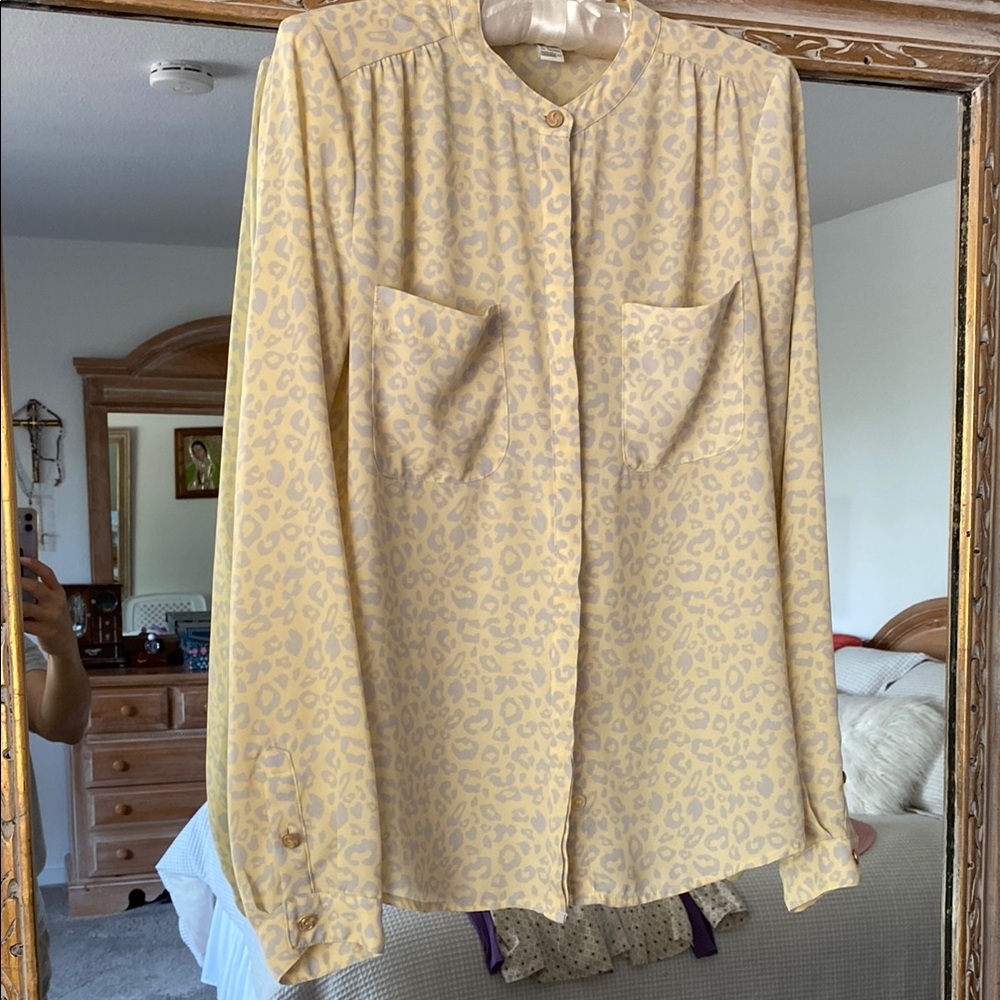 Forever 21 Yellow Leopard Print Blouse